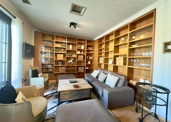 Urbe10 Plaza De Uncibay 3 Bedrooms Apatment