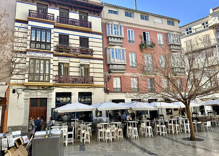 Urbe10 Plaza De Uncibay 3 Bedrooms Apatment